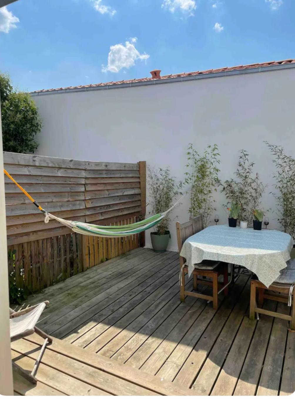 Charmante Maison De Ville Avec Terasse Intime La Rochelle  Buitenkant foto